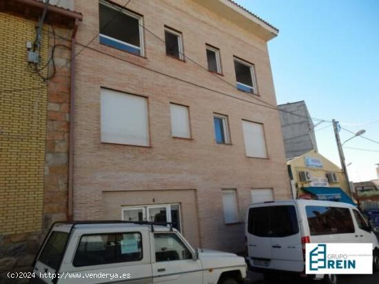 EDIFICIO EN CONSTRUCCIÓN CON 5 VIVIENDAS EN CALLE MEDIODÍA DE CASARRUBIOS DEL MONTE - TOLEDO