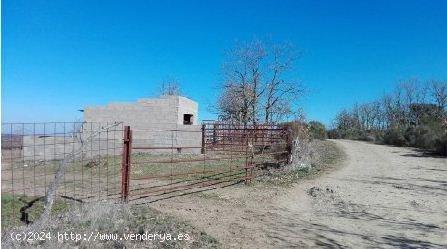 Urbis te ofrece un terreno en venta en Herguijuela de Ciudad Rodrigo, Salamanca. - SALAMANCA