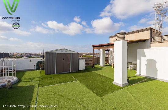  Ático con amplia terraza de dos habitaciones y parking opcional - BALEARES 