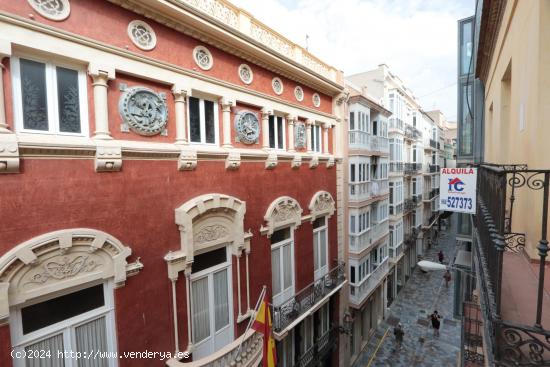 OFICINA EN CALLE MAYOR - MURCIA