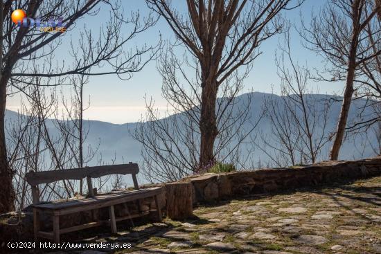 VENTA DE ESPECTACULAR FINCA CON 2 CASAS RURALES EN CAÑAR (ALPUJARRA DE GRANADA) - GRANADA