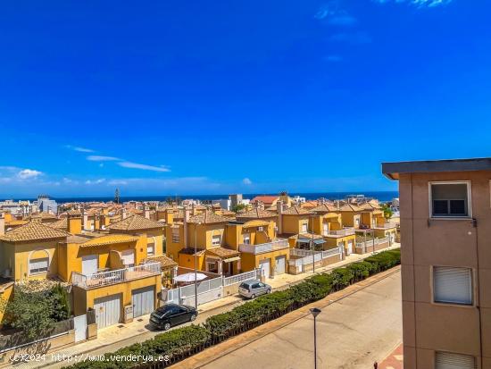 APARTAMENTO VACACIONAL JULIO Y AGOSTO EN URBANIZACION EN CABO DE PALOS - MURCIA