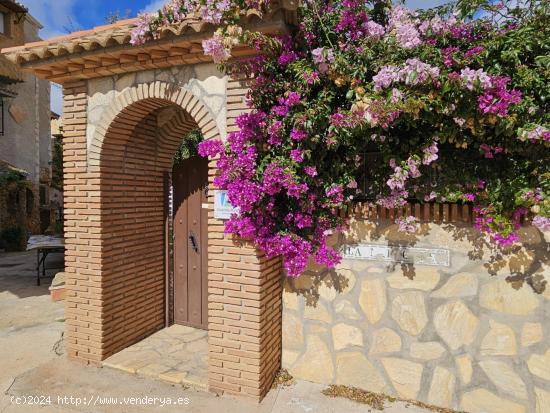 Casa con piscina - MALAGA