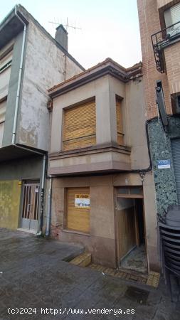 OPORTUNIDAD CASA PARA REFORMAR - LEON