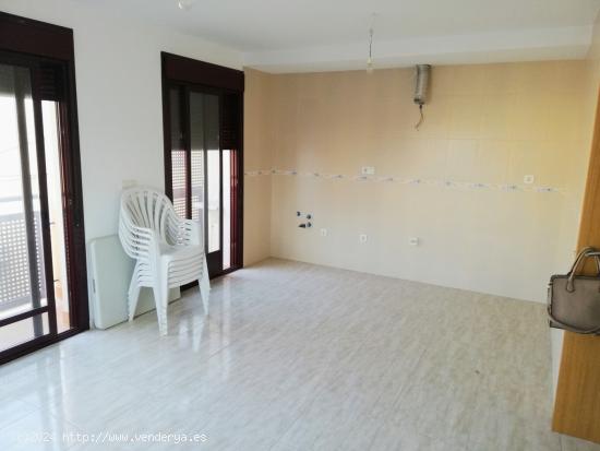 Apartamento con dos dormitorios y garaje en Puerto Lumbreras - MURCIA