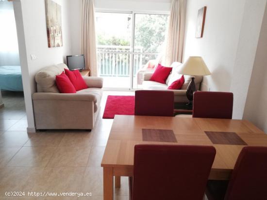 Apartamento en planta baja con 2 dormitorios y gran terraza en Los Collados - MURCIA