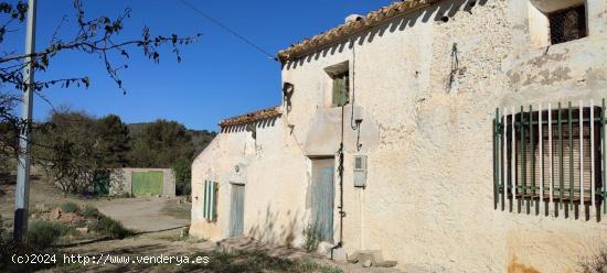 Casa con terreno en el Zarzalico - MURCIA