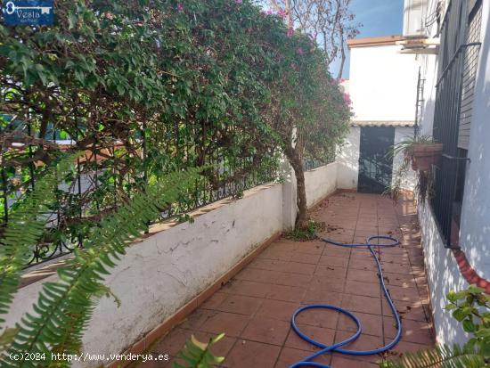 GRAN CASA EN LA BARRIADA DE ESPAÑA - CADIZ