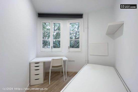 Habitación en residencia de estudiantes para alquilar en Barcelona - BARCELONA