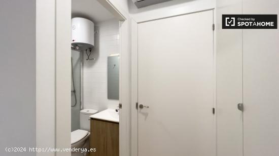 Habitación en residencia de estudiantes para alquilar en Barcelona - BARCELONA