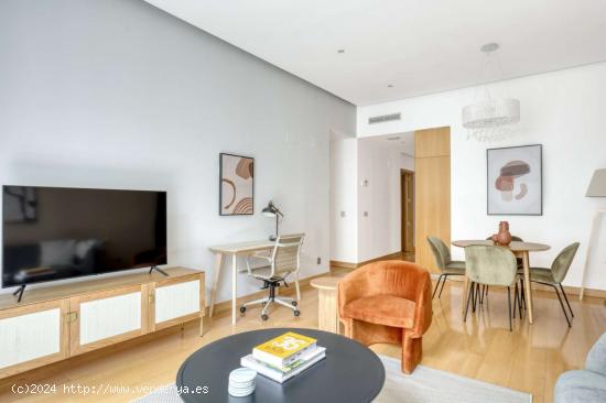  Apartamento de 2 dormitorios en alquiler en Madrid - MADRID 