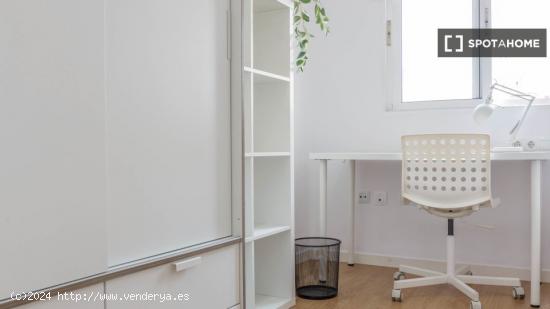 Habitación en piso compartido en valència - VALENCIA