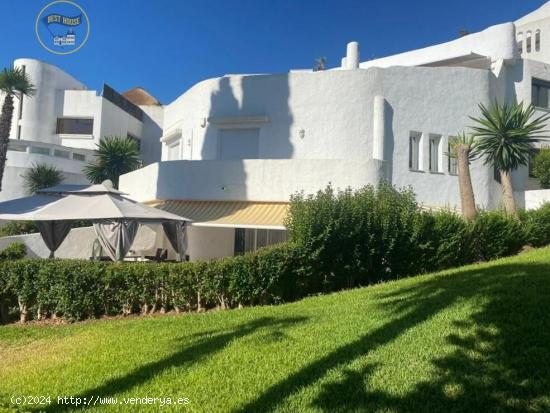 Venta de adosado en prestigiosa urbanización en la Milla de Oro,Marbella - MALAGA