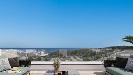 Ático a estrenar con vistas al mar, a 450 metros de la playa en Estepona - MALAGA