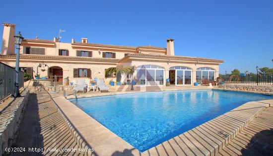 Preciosa villa de lujo en enclave único - BALEARES