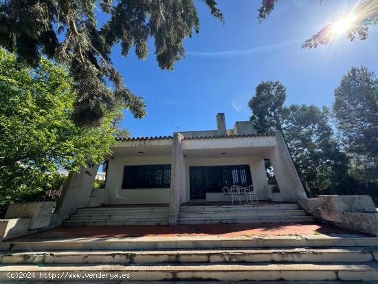 Villa familiar en Villanueva del Rosario - MALAGA