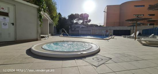 BONITO APARTAMENTO CON 1 DORMITORIO EN APARTHOTEL ALICANTE HILLS - ALICANTE