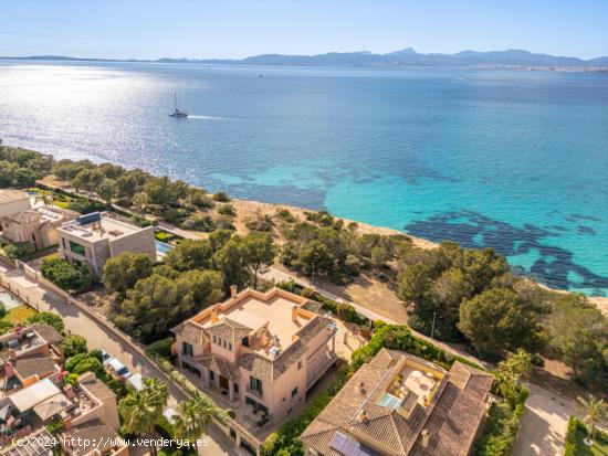 Villa a primera línea de mar con piscina, ascensor y parking en Son Verí Nou - BALEARES