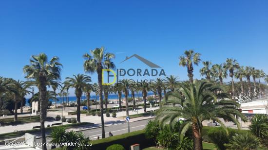 Piso cerca de la playa con vistas al mar - TARRAGONA