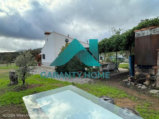 SE VENDE CASA DE CAMPO EN ZONA ARROYO MALPARTIDA - CACERES