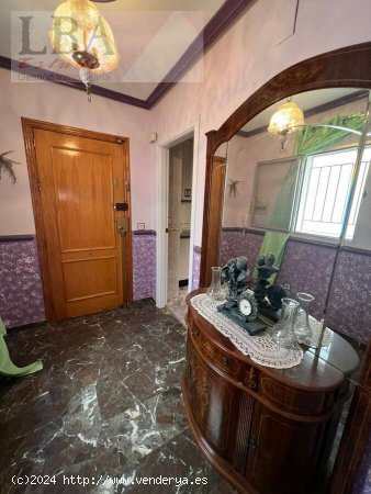 Vivienda de 4 dormitorios. - Bailén