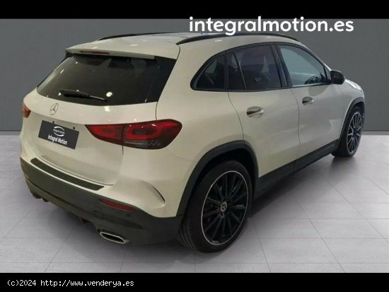 Mercedes GLA GLA 200 D 4MATIC - ONLINE