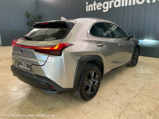 Lexus UX 2.0 250h Business - Villalba