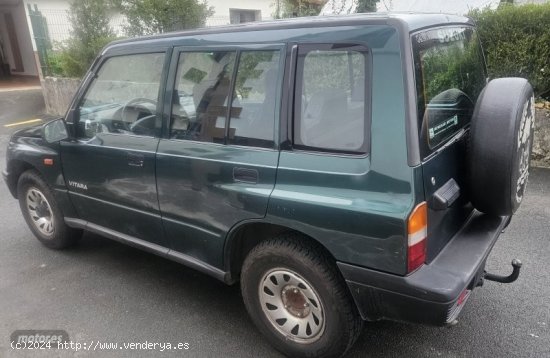 Suzuki Grand Vitara 19 de 2001 con 111.000 Km por 6.300 EUR. en Navarra