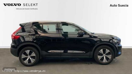 Volvo XC40 todoterreno 2.0 B3 CORE AUTO 5P de 2024 con 1 Km por 37.500 EUR. en Guipuzcoa