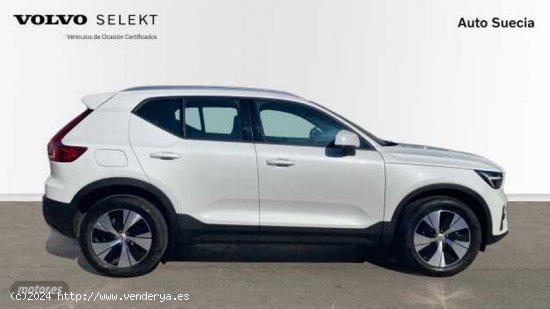 Volvo XC40 todoterreno 2.0 B3 CORE AUTO 5P de 2024 con 1 Km por 37.500 EUR. en Guipuzcoa