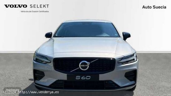 Volvo S60 sedan 2.0 B4 P PLUS DARK DCT 4P de 2024 con 1 Km por 42.500 EUR. en Guipuzcoa