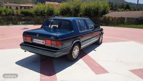 Chrysler Saratoga 3.0 V6 LE de 1995 con 211.907 Km por 4.300 EUR. en Madrid