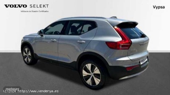 Volvo XC40 1.5 T2 CORE AUTO 129 5P de 2022 con 4.959 Km por 34.900 EUR. en Malaga