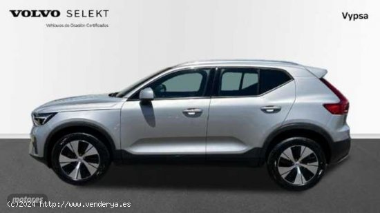 Volvo XC40 1.5 T2 CORE AUTO 129 5P de 2022 con 4.959 Km por 34.900 EUR. en Malaga