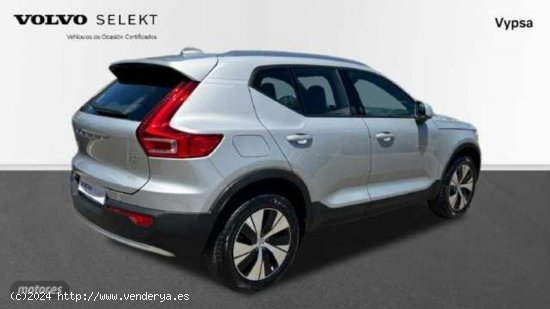 Volvo XC40 1.5 T2 CORE AUTO 129 5P de 2022 con 4.959 Km por 34.900 EUR. en Malaga