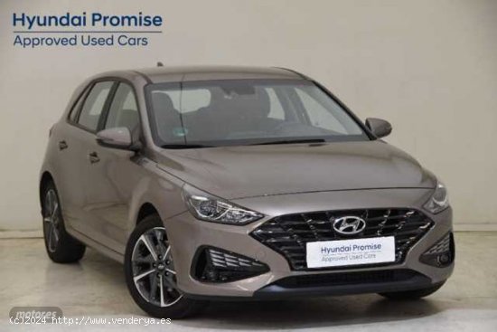 Hyundai i30 1.5 DPI Klass SLX 110 de 2023 con 8.669 Km por 19.300 EUR. en Pontevedra