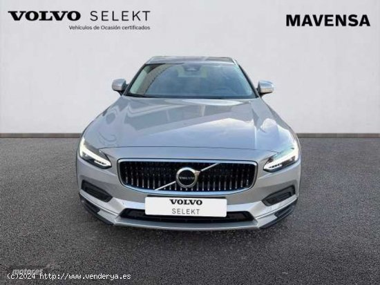 Volvo V 90 V90 Cross Country Core, B4 AWD (diesel), Diesel de 2023 con 189 Km por 59.500 EUR. en Bad