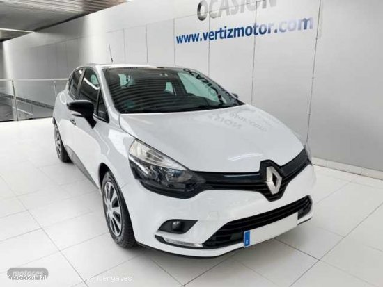 Renault Clio (PEGATINA ECO) de 2019 con 63.000 Km por 13.200 EUR. en Guipuzcoa