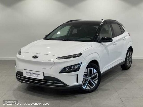  Hyundai Kona Electric Maxx 100kW de 2023 con 7.000 Km por 32.750 EUR. en Barcelona 