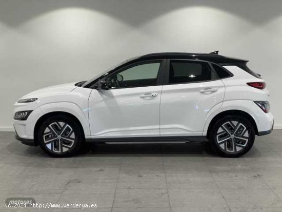 Hyundai Kona Electric Maxx 100kW de 2023 con 7.000 Km por 32.750 EUR. en Barcelona