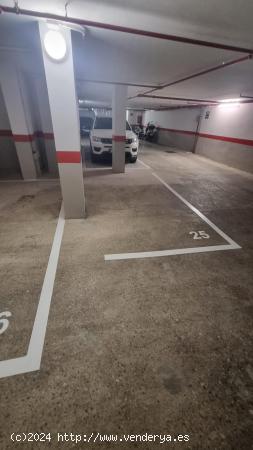 SE VENDE PLAZAS DE PARKING EN CALLE OTGER JUNTO A LA PLAZA DEL COMERÇ - BARCELONA