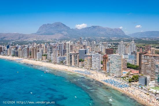 Apartamento reformado con vistas espectaculares a la playa de Levante Benidorm! - ALICANTE