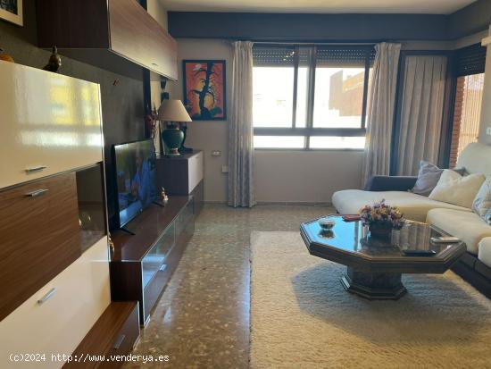 Piso de 4 habitaciones en el Puerto de Sagunto - VALENCIA