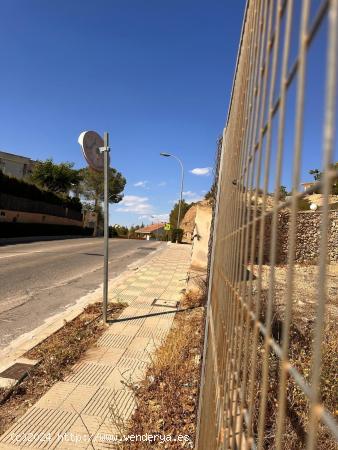 Inmejorable ubicación de terreno con vistas en avda Rio Segura - MURCIA