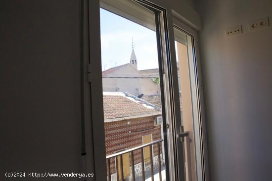 Apartamento con vistas laterales - MURCIA