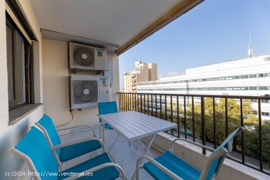 Gran piso totalmente reformado con vistas al mar en Avenidas - BALEARES