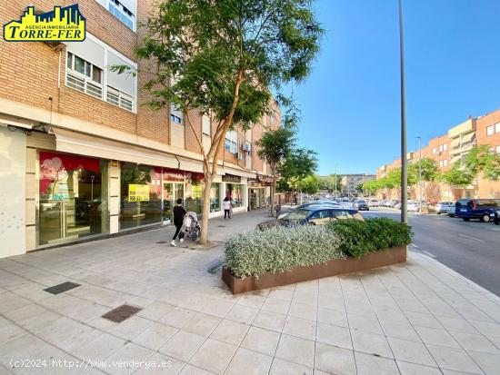 GRAN LOCAL DE UNOS 190 M2 EN C/SANTIAGO - ALMERIA