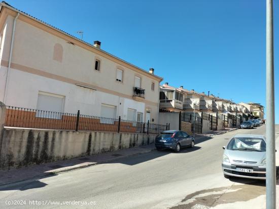 Venta de casa sin posesión en Bujalance (Córdoba) - CORDOBA