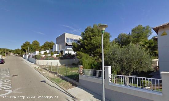 Terreno en la zona de nirvana - TARRAGONA