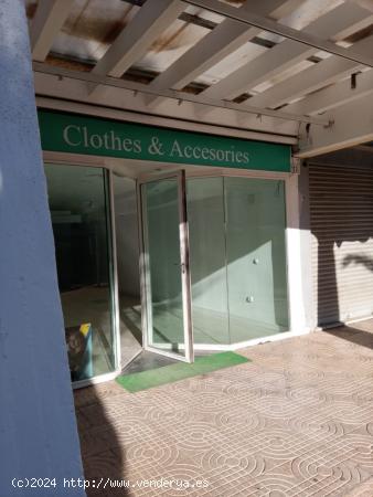 Fantastico local comercial en venta o en alquiler!!!! - ALMERIA